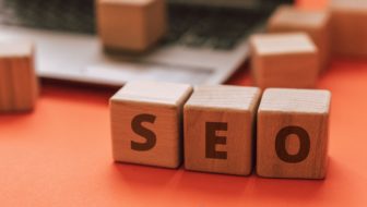 The word SEO with wood blocks.