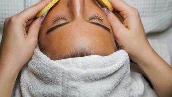 Ways Hydrafacial Oakville Services Can Help You Maintain Your Beauty